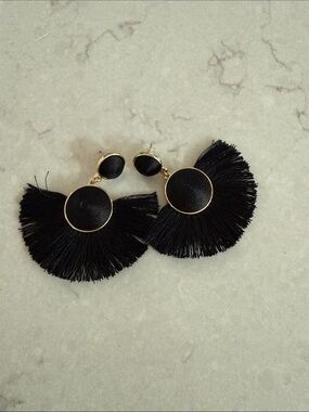 NWOT BaubleBar Black Fringe Statement Drop Earrings